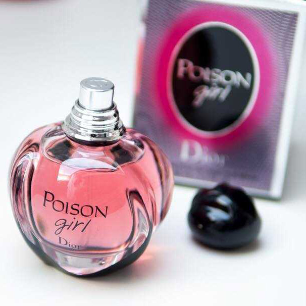 Mùi hương của Dior Poison Girl nước hoa Pháp tổng hoà của nhiều hương liệu khác nhau