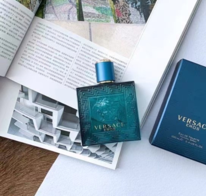 Tìm hiểu chi tiết nước hoa Versace nam mùi nào thơm nhất