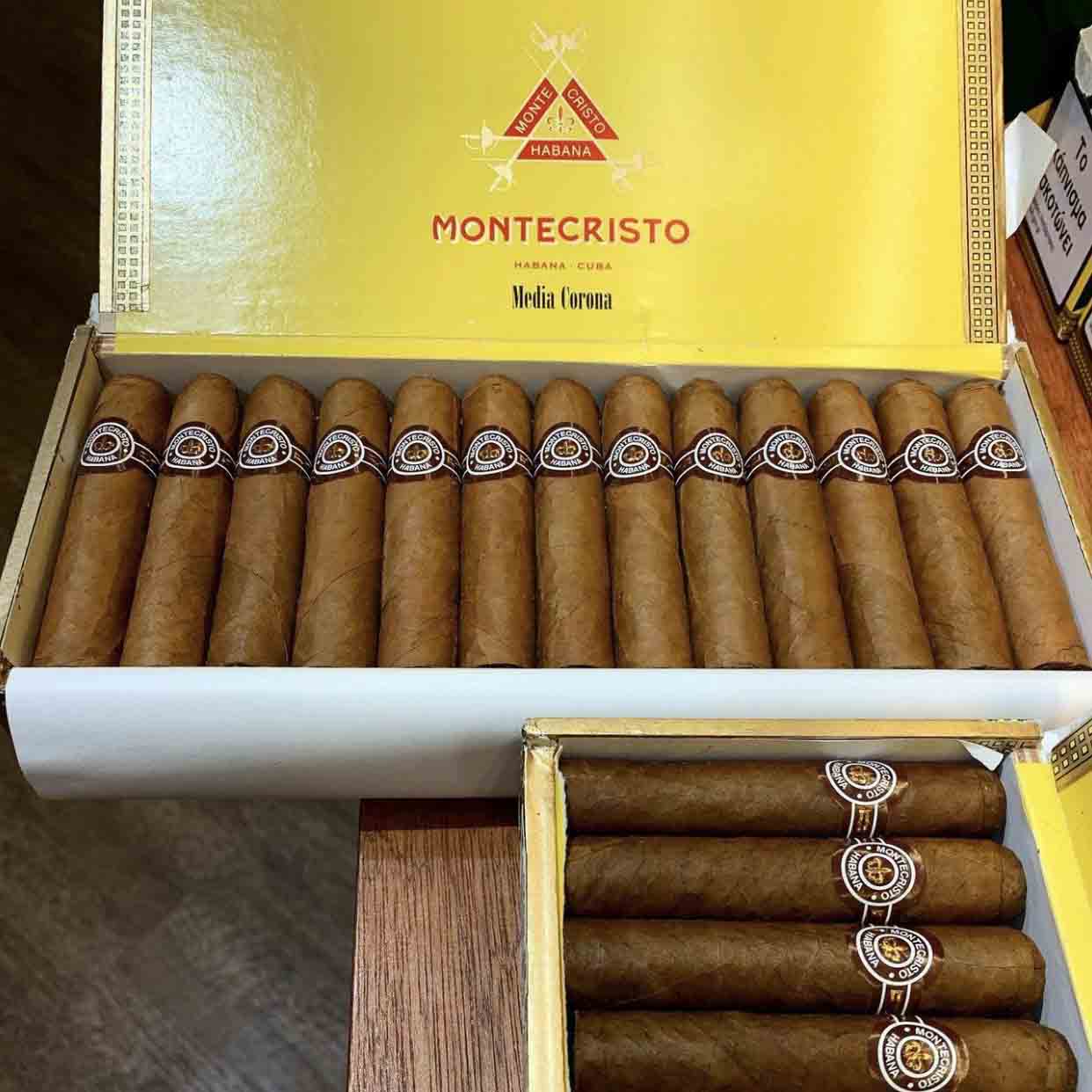 Cigar Montecristo Media Corona hộp 25 điếu